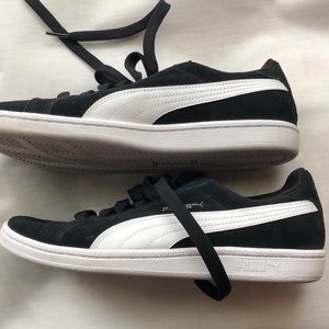 Puma Sneakers Suede Women’s Size 8